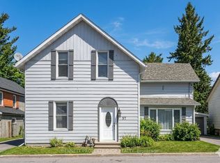 57 Charles St, Carleton Place, ON K7C 2Y2