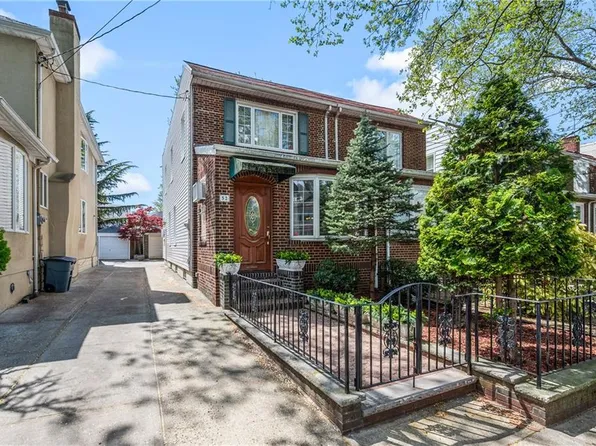 52 77th St, Brooklyn, NY 11209