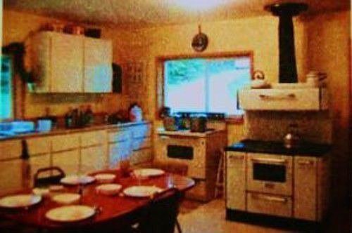 2nd image of 3454 Salem Ln