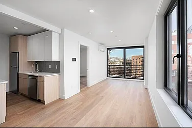 23-33 Astoria Boulevard, #4