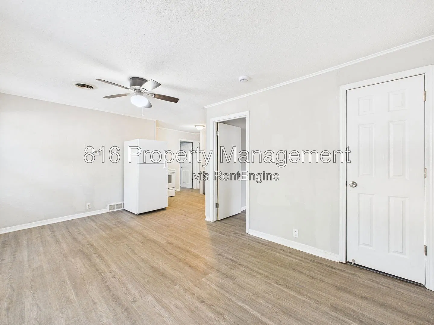2 bed, 1.0 bath, 720 sqft, $1,050 — Photo 4