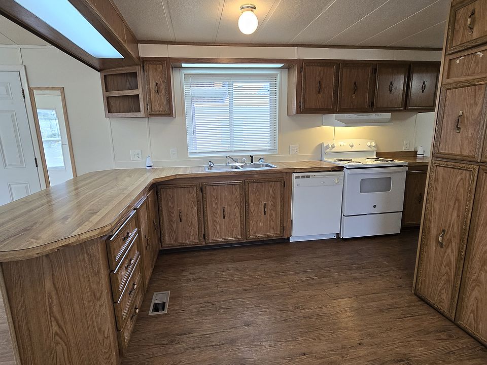 1st image of 2020 Ua Ave Trailer 10