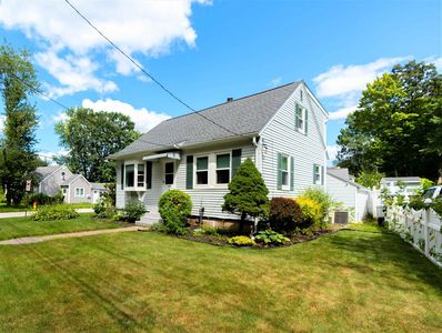 429 Calef Road, Manchester, NH, 03103