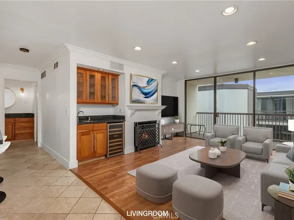 911 N Kings Rd APT 319, West Hollywood, CA 90069