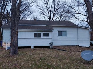 8033 Winfield Ave, Saint Louis, MO 63114