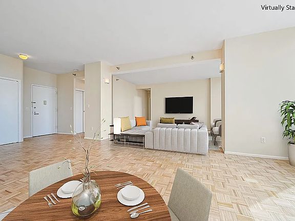 5th image of 4-74 48th Ave #39K