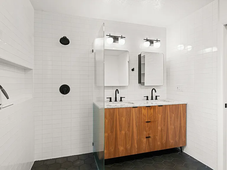 560 N Keene Way Dr — Photo 25