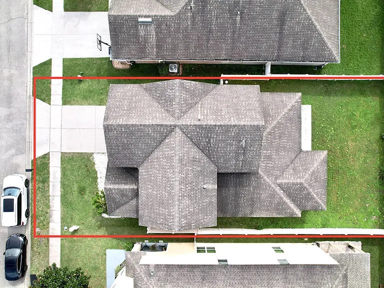 1128 Bassano Way — Photo 34