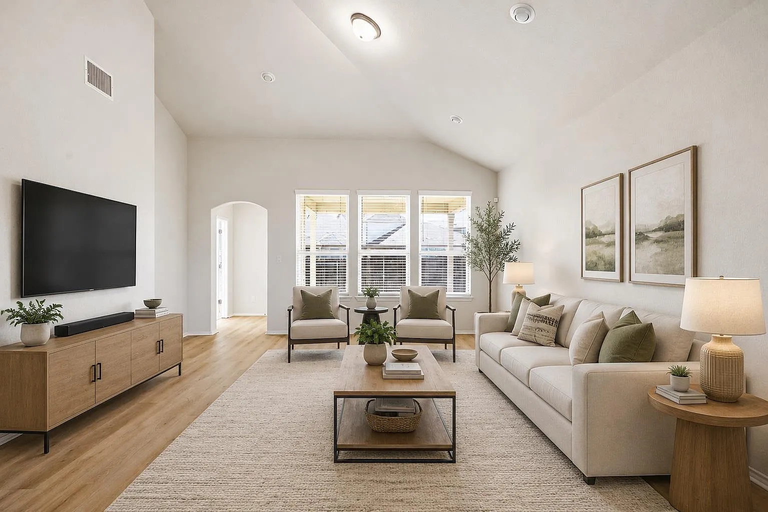 4 bed, 2.5 bath, 2778 sqft, $2,575 — Photo 3