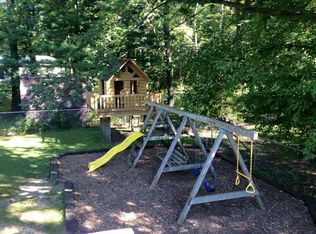 1467 E Gordonville Rd, Midland, MI 48640