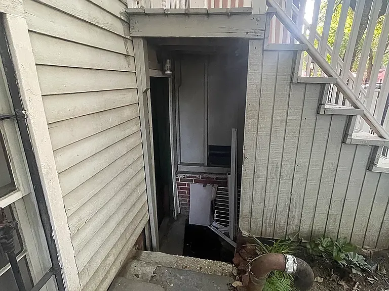 22 Berkeley Pl #1 — Photo 2