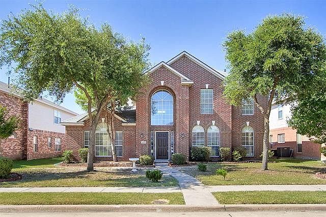 1st image of 1433 Yosemite Dr