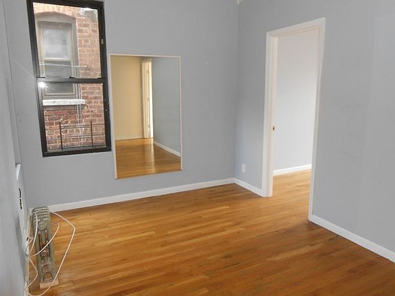 2nd image of 14803 Jamaica Ave #2F