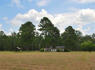 9067 Lucy Moore Rd, Nicholls, GA 31554