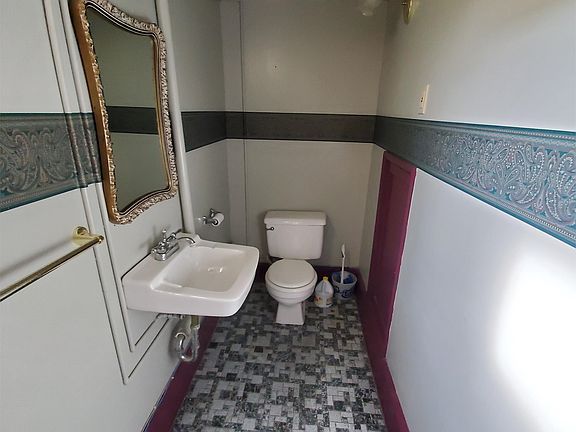 5th image of 163-165 W Huron St #17183139