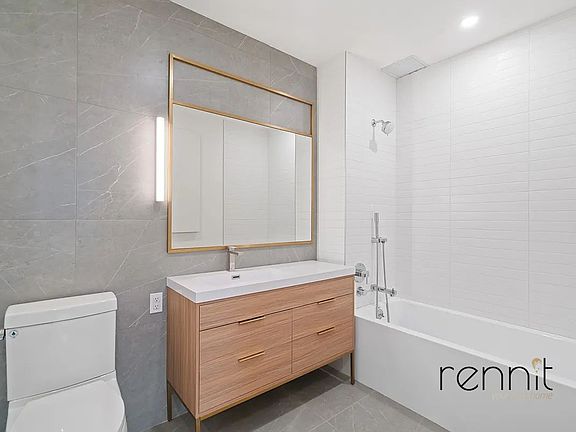 4th image of 375 Dean St APT 402