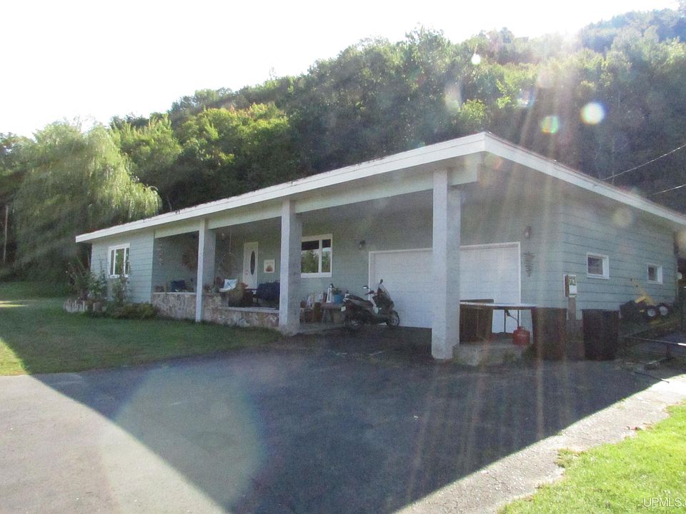 1110 E Munising Ave, Munising, MI 49862 Zillow