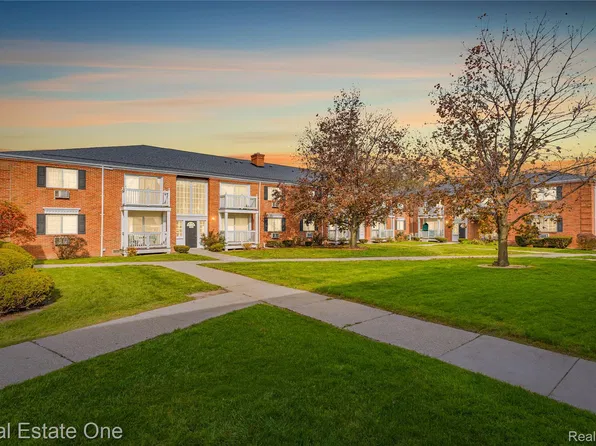 2445 Torquay Ave APT 209, Royal Oak, MI 48073