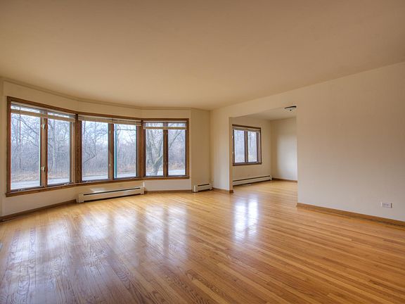 4th image of 5715 N Cicero Ave Unit 1