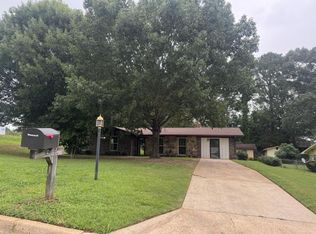 232 Yellowleaf Dr, Enterprise, AL 36330