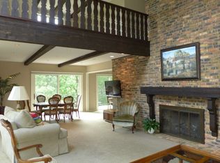 228 E High Point Rd, Peoria, IL 61614