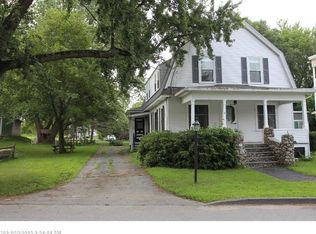 18 9th St, Auburn, ME 04210