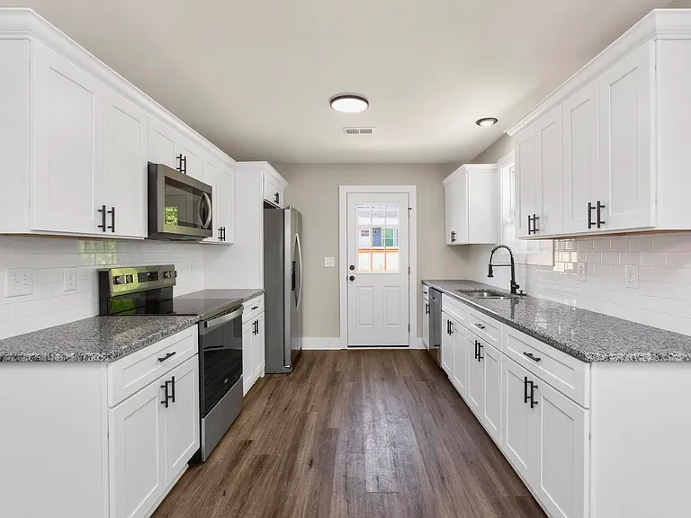 206 Ross Ave #110 — Photo 15