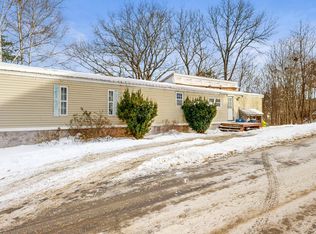 399 High Street, Rumford, ME 04276