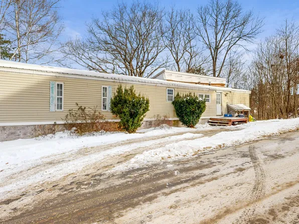 399 High Street, Rumford, ME 04276