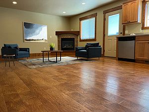 2nd image of 2027 Lake Hills Dr
