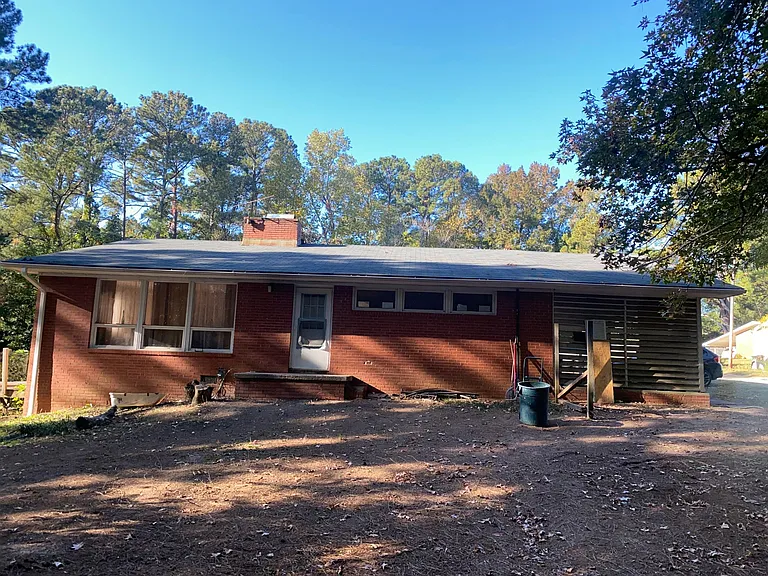 10211 Stephens Pond Dr — Photo 1