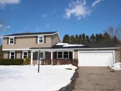 4 Bremen Cir, Penfield, NY, 14526