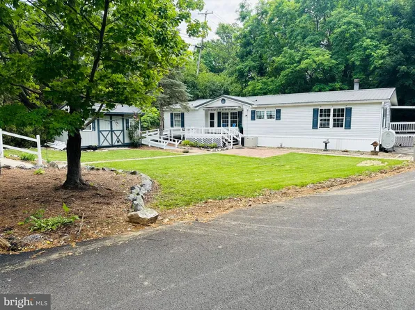15134 N Young Rd, Greencastle, PA 17225