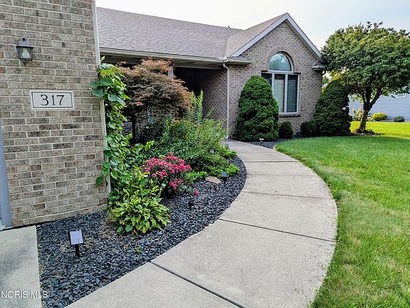 4th image of 317 N Pointe Dr