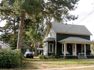 819 N Seward St, Red Cloud, NE 68970