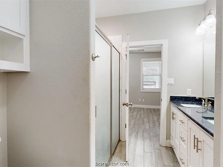 513 Kubin St — Photo 16