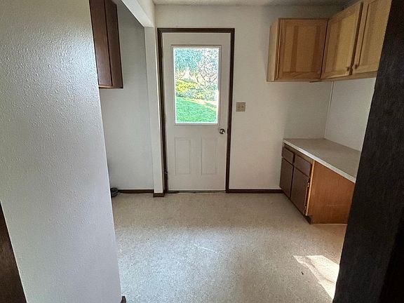 5th image of 16112 E 23rd Ct