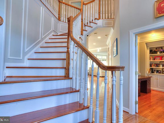 4th image of 1206 Sparrow Mill Way