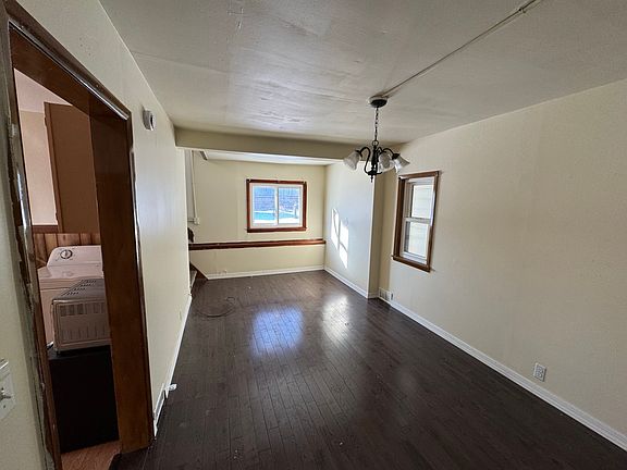 4th image of 762 17th St #2