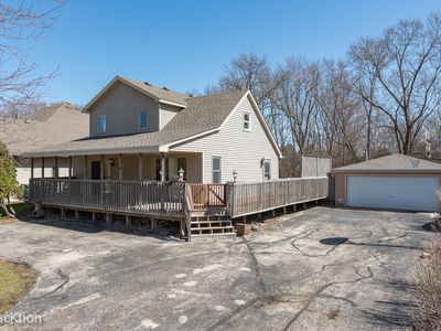 8829 Skyline Dr, Burr Ridge, IL, 60527