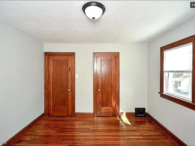 600 Columbus Ave NW — Photo 11
