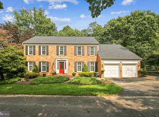 12003 Wandabury Rd, Oakton, VA 22124