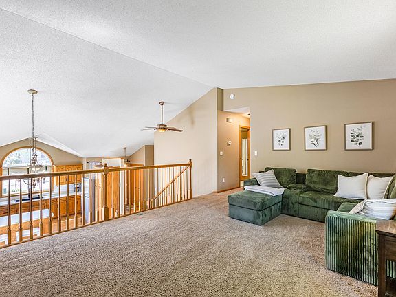 4th image of 3138 15th Ave S