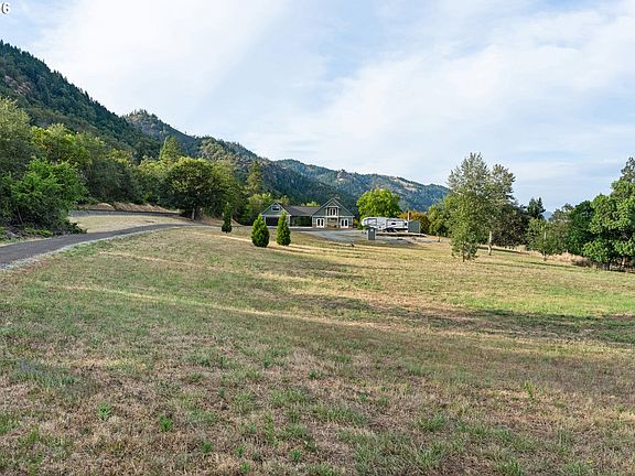 5th image of 3716 Weaver Rd