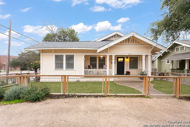1st image of 502 W Agarita Ave