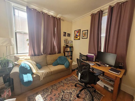2nd image of 1340 Commonwealth Ave N #15