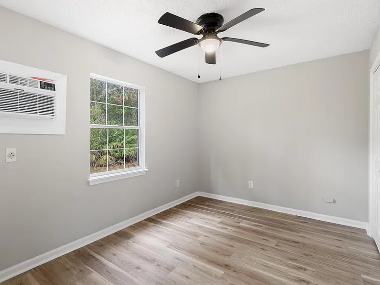 104 Cone St #104G — Photo 20