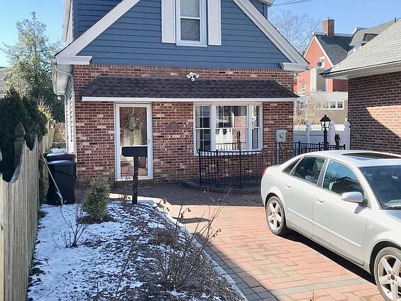 3rd image of 2210 Shallcross Ave