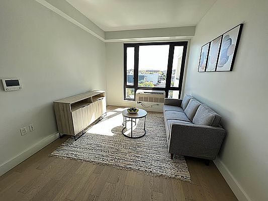 2nd image of 635 4th Ave #710