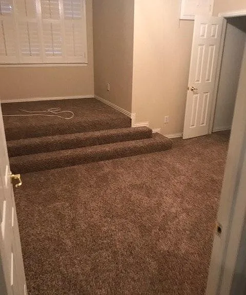 327 Regal Dr — Photo 31